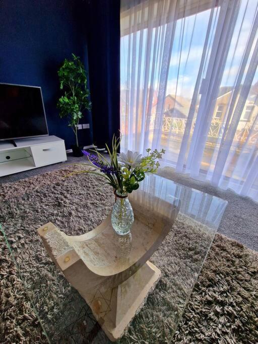 Stunning Gem Detached With Drive Sheffield