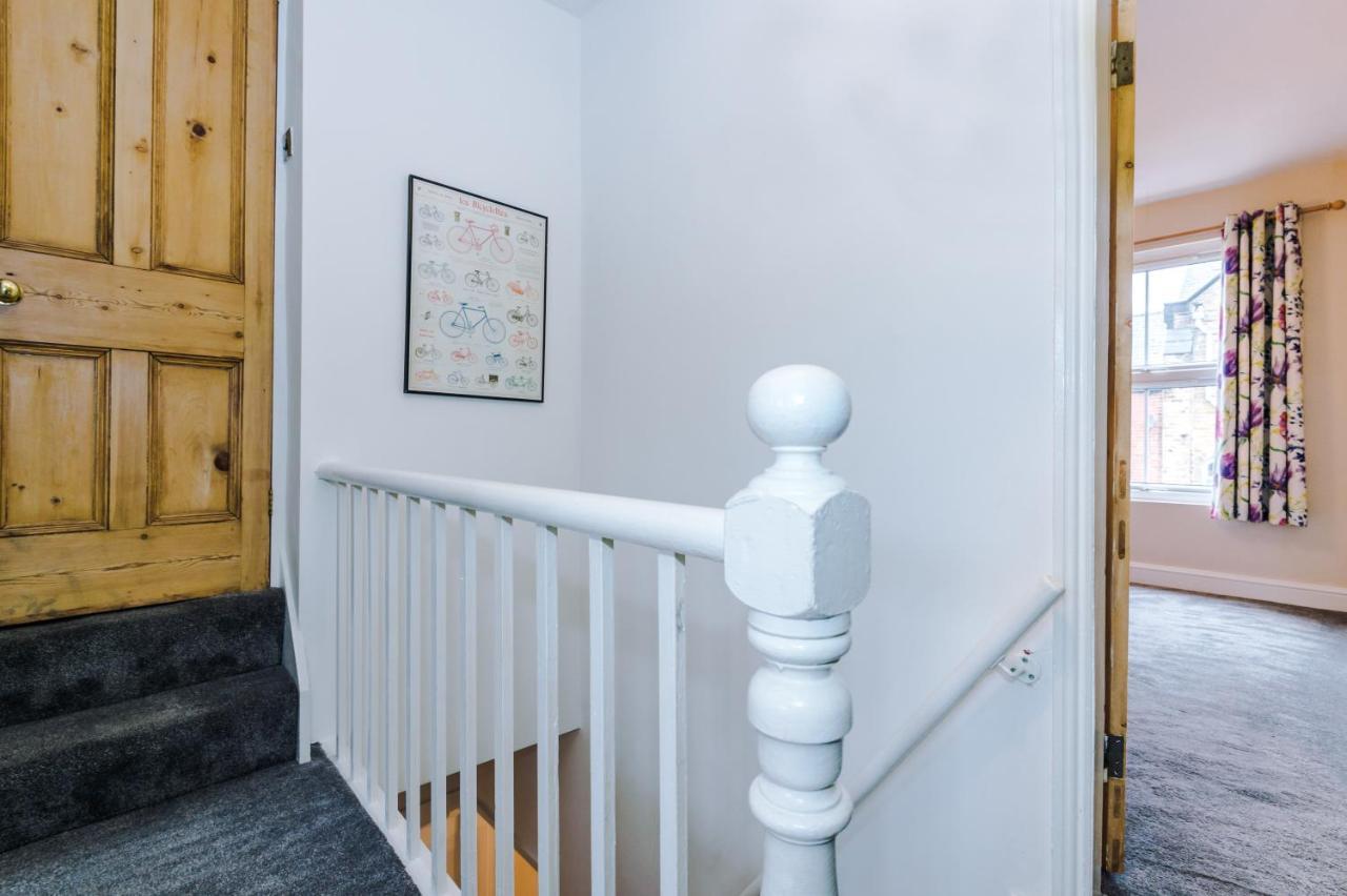 Holiday home Cosy House With Garden & Parking, *