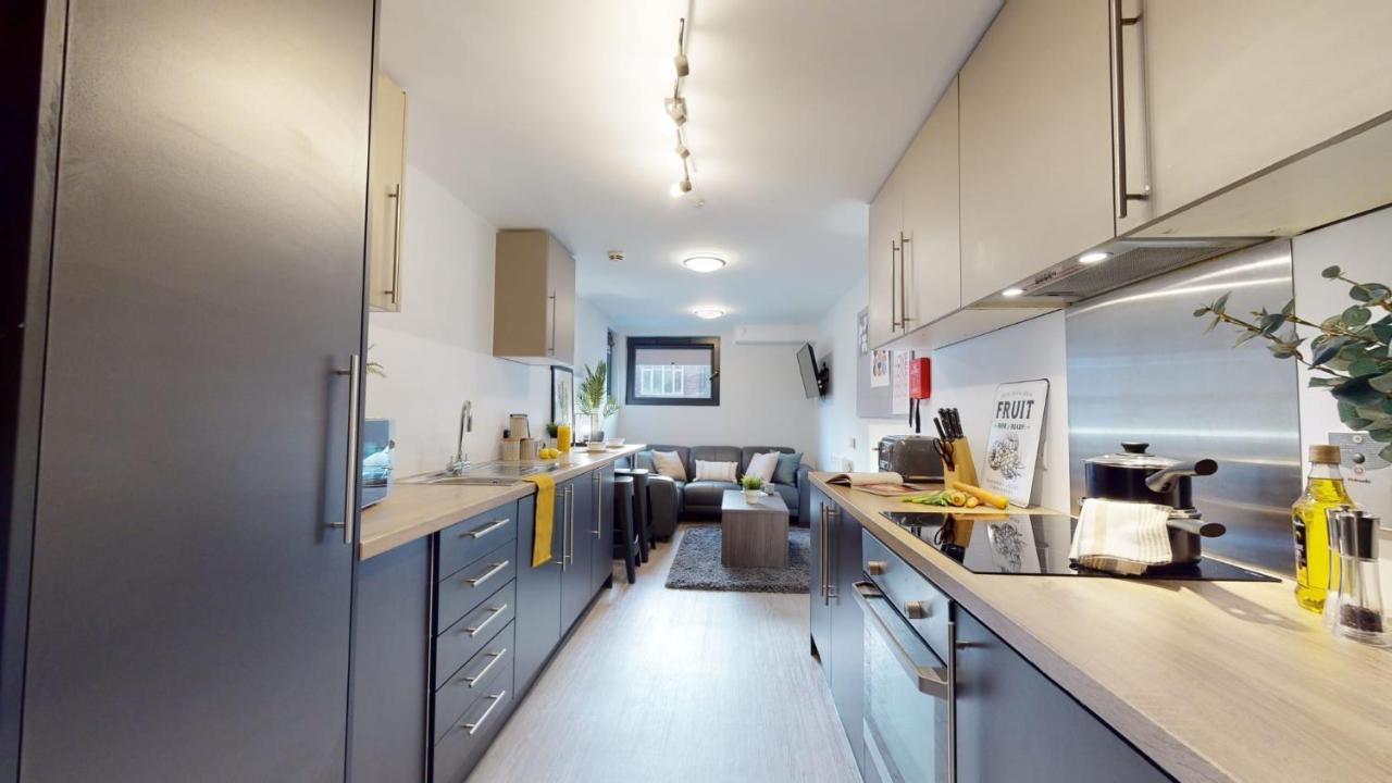 Ensuite Bedrooms With Shared Kitchen And 5 Bedroom At Iq Steel In * Sheffield
