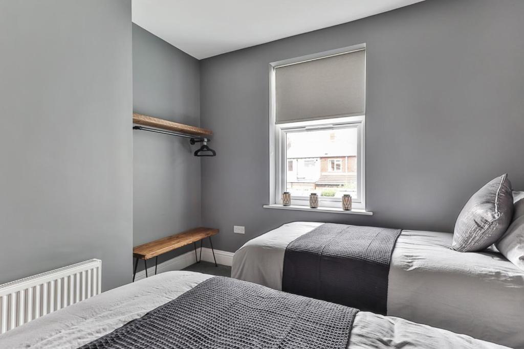 Luxury Spacious Pad With Games Holiday home