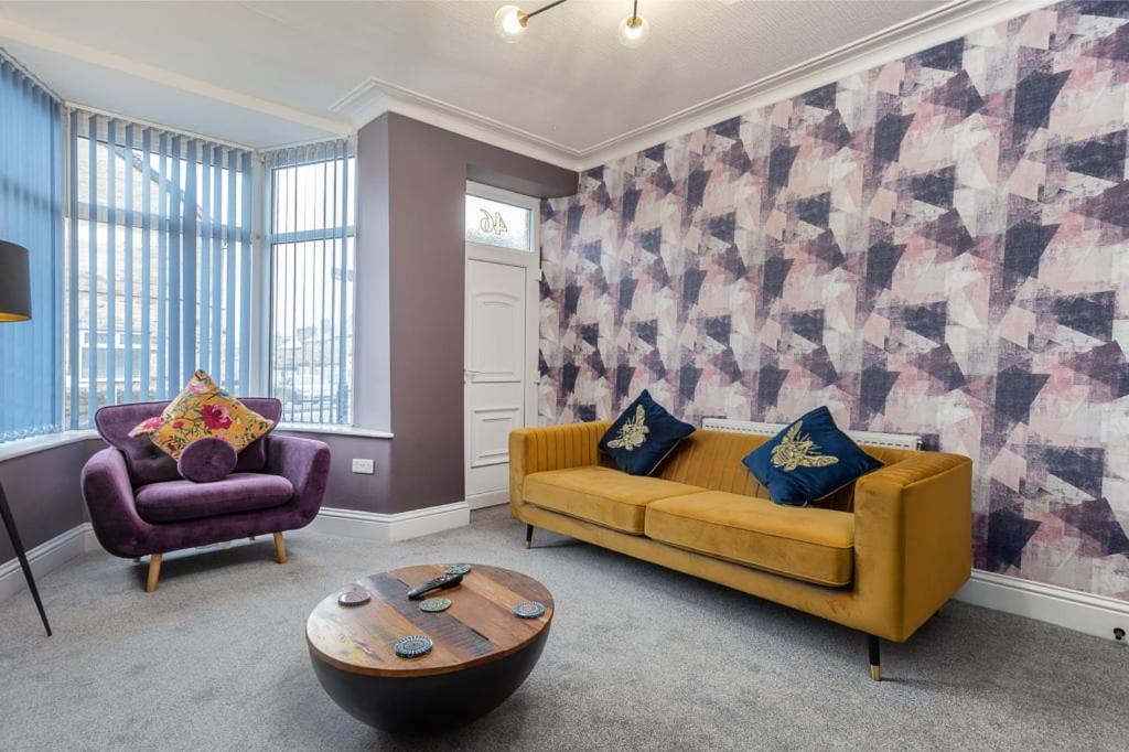 Luxury Spacious Pad With Games Holiday home