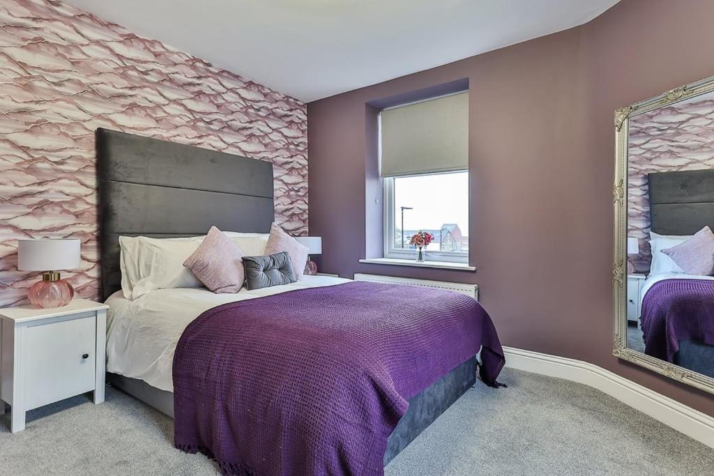 Luxury Spacious Pad With Games Sheffield