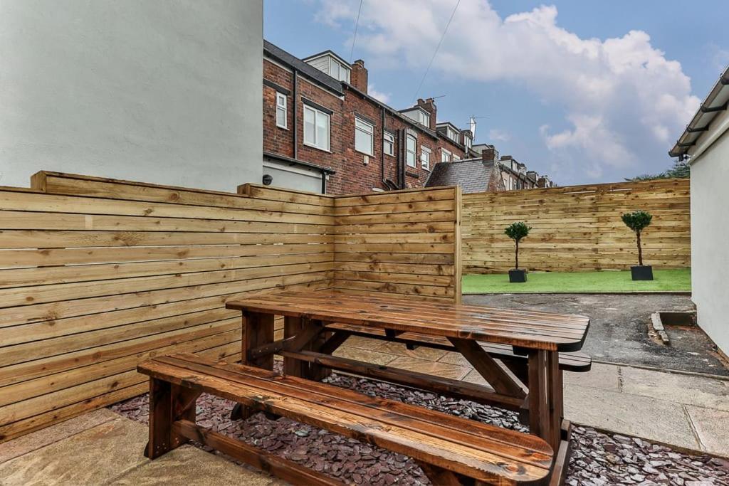Luxury Spacious Pad With Games Holiday home *