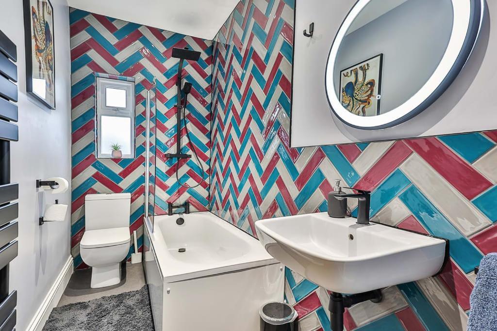 Holiday home Luxury Spacious Pad With Games