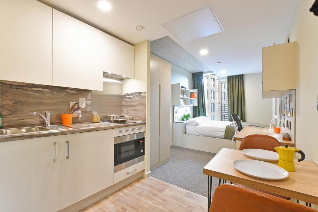 Apartment For Students Only And Ensuite Bedrooms With Shared Kitchen At Liv Student In Sheffield