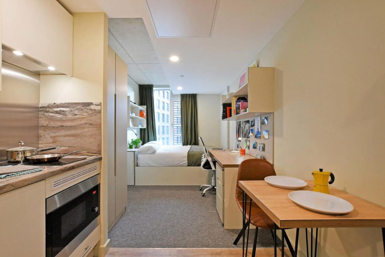For Students Only And Ensuite Bedrooms With Shared Kitchen At Liv Student In Sheffield