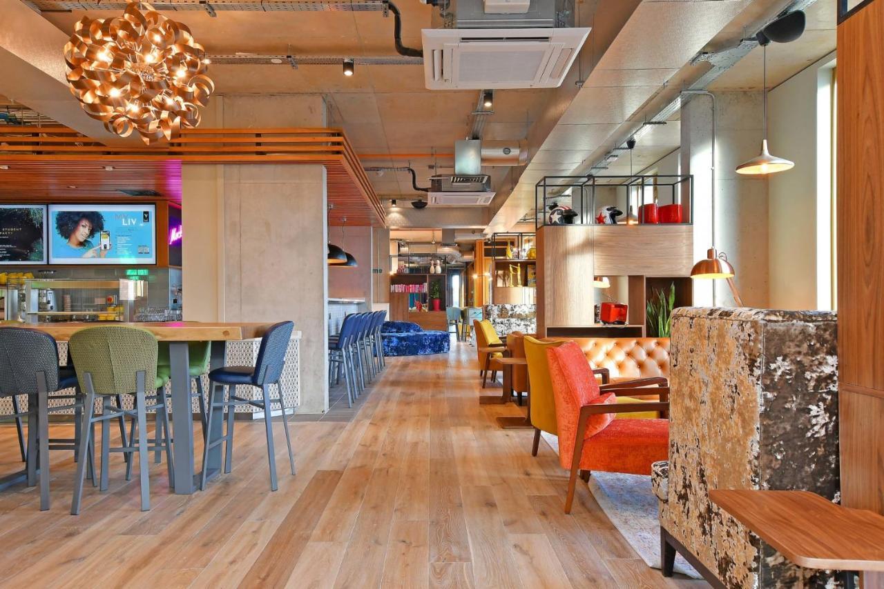 For Students Only And Ensuite Bedrooms With Shared Kitchen At Liv Student In Apartment *