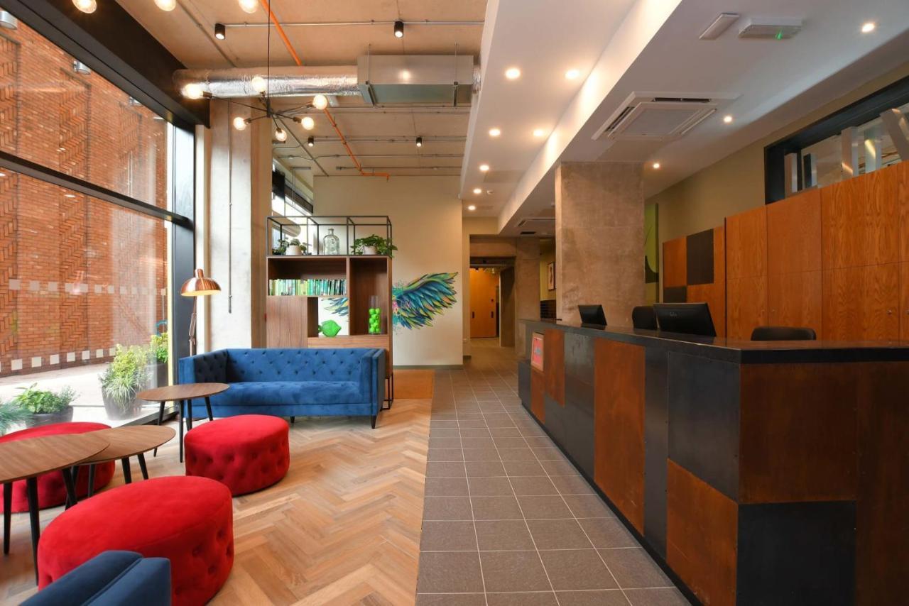 For Students Only And Ensuite Bedrooms With Shared Kitchen At Liv Student In * Sheffield