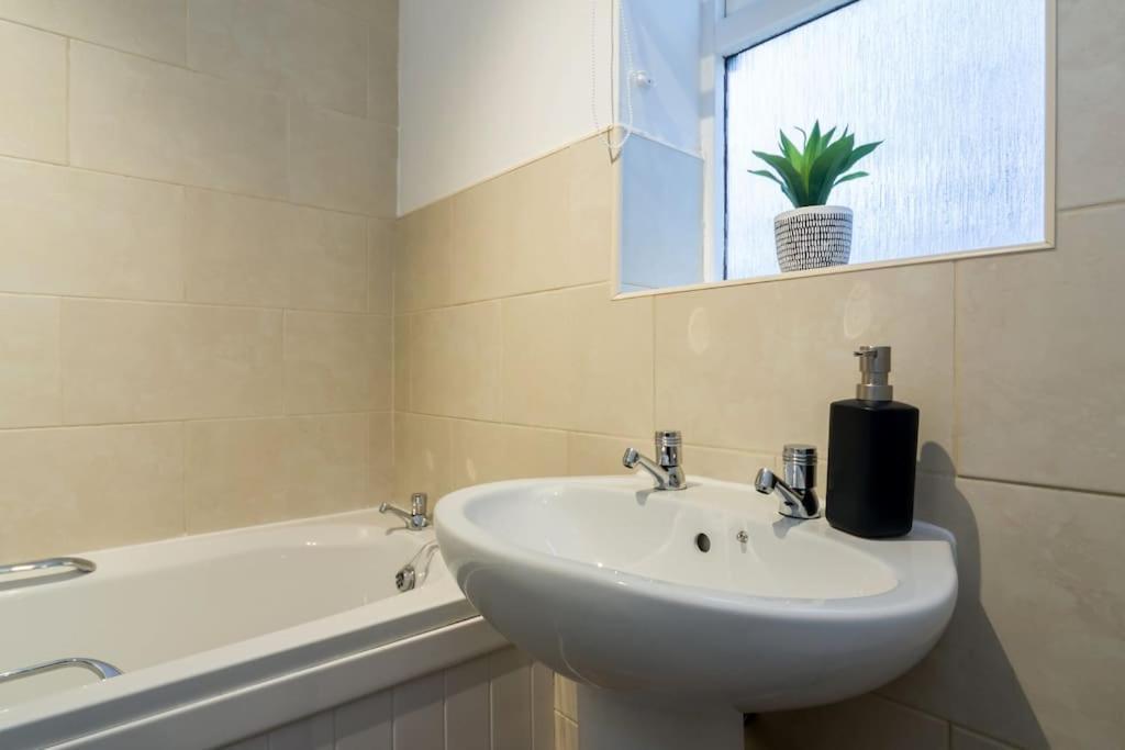 Apartamento Stylish Two Bedroom Sheffield
