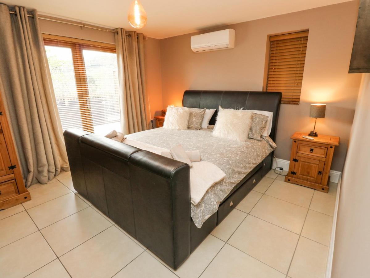 4 Pheasant Lane Sheffield