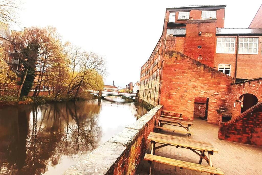 Holiday home Historic Kelham House With Free On-site Parking *