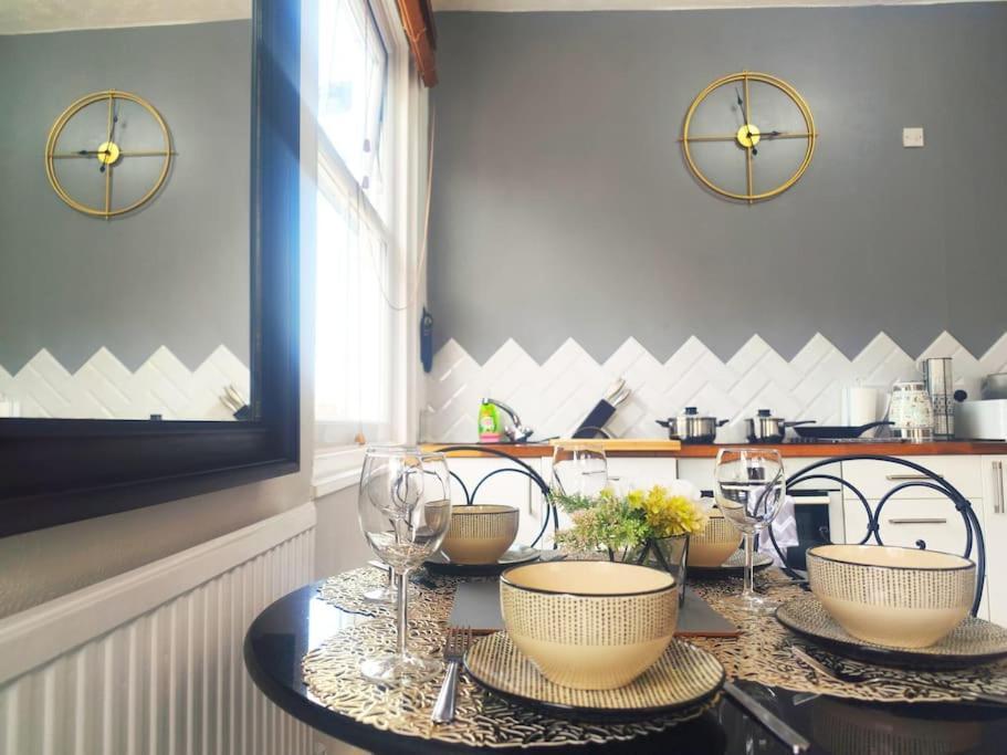 Elite Living - Centre Accommodates Up To 5 * Sheffield