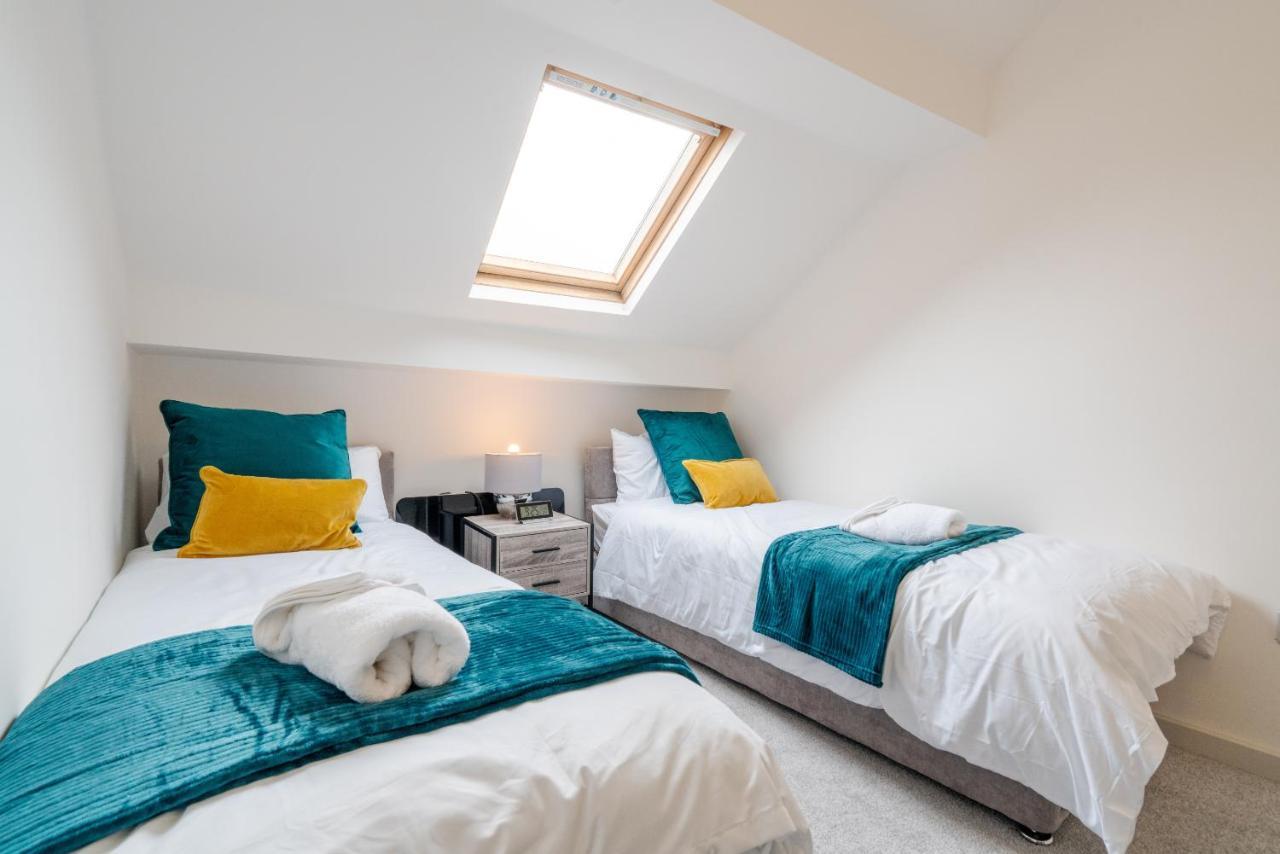 Deluxe In City Centre - Sleeps 6 Apartment
