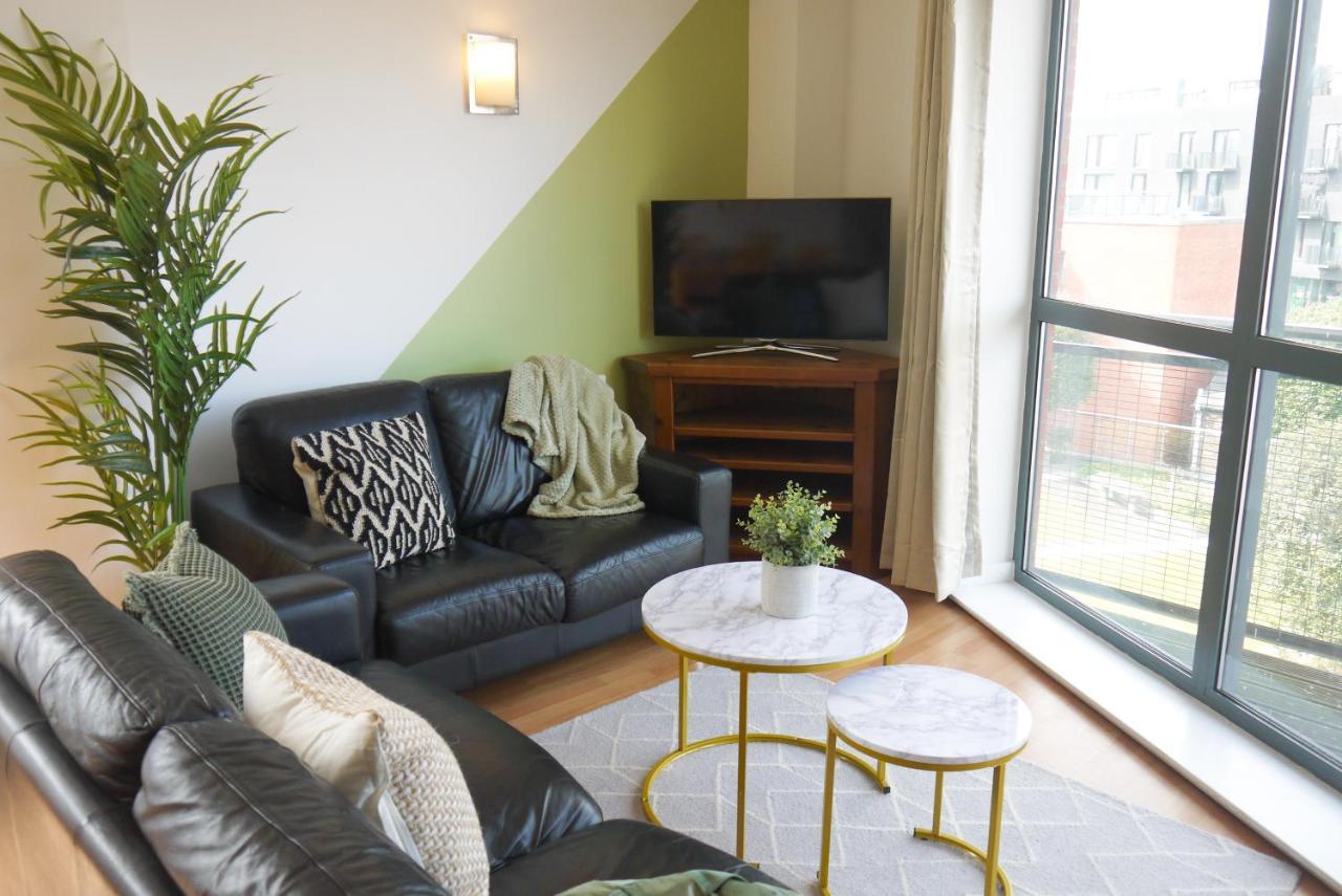 Apartment Perfect For Relocation & Business- Near Hospital *