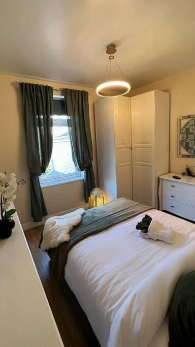 Stylish Close To Arena Holiday home Sheffield