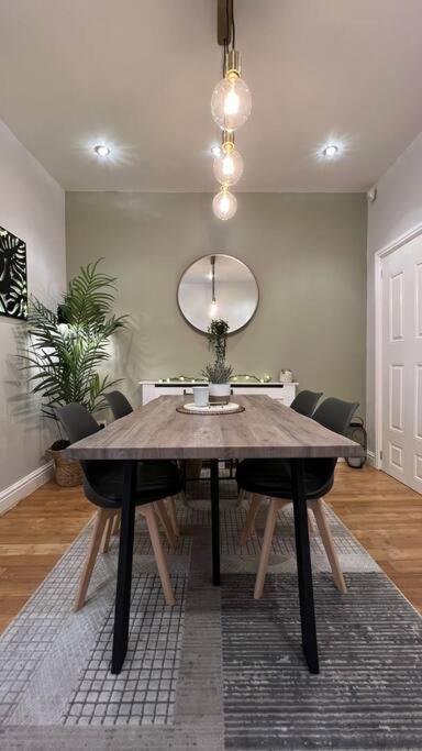 Stylish Close To Arena Sheffield