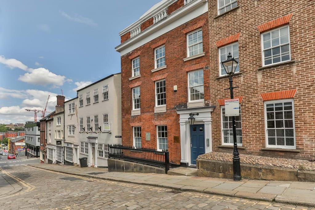 Paradise Square-remodelled 18th Century Apartment