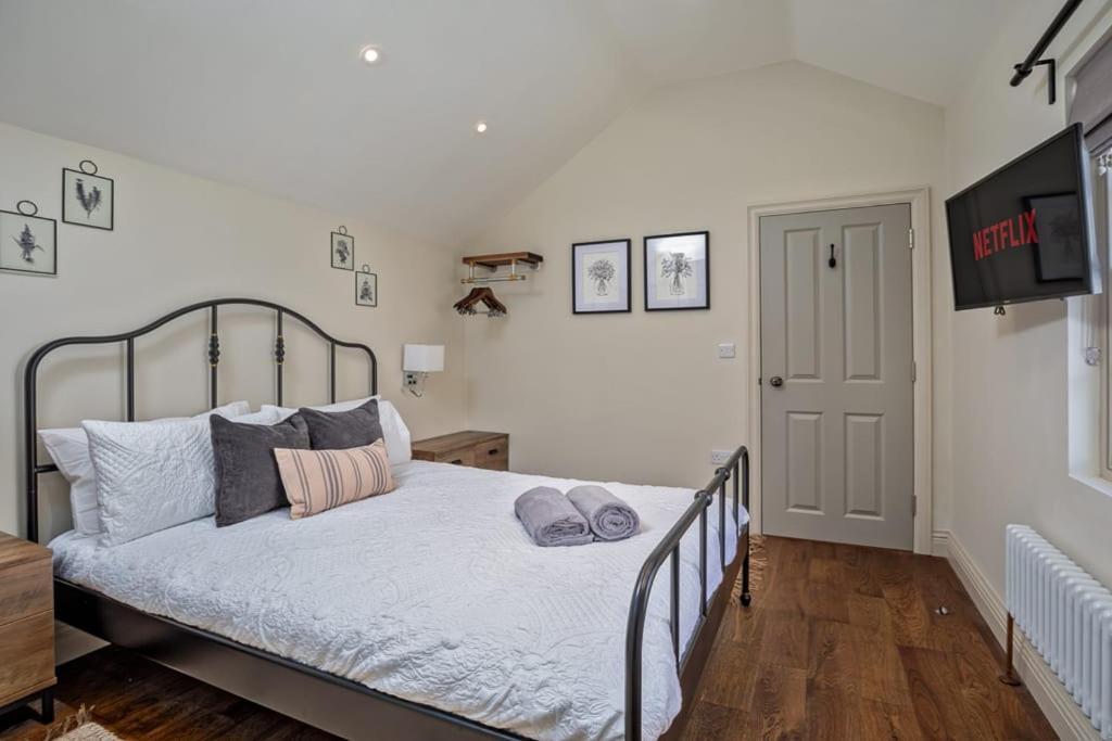 Apartment Paradise Square-remodelled 18th Century Sheffield