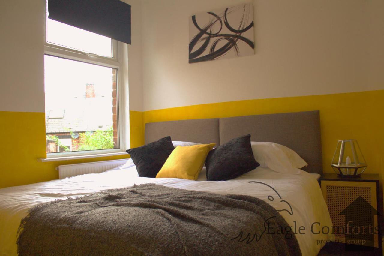 Scott House- 5 Bedrooms- Pool Table Holiday home