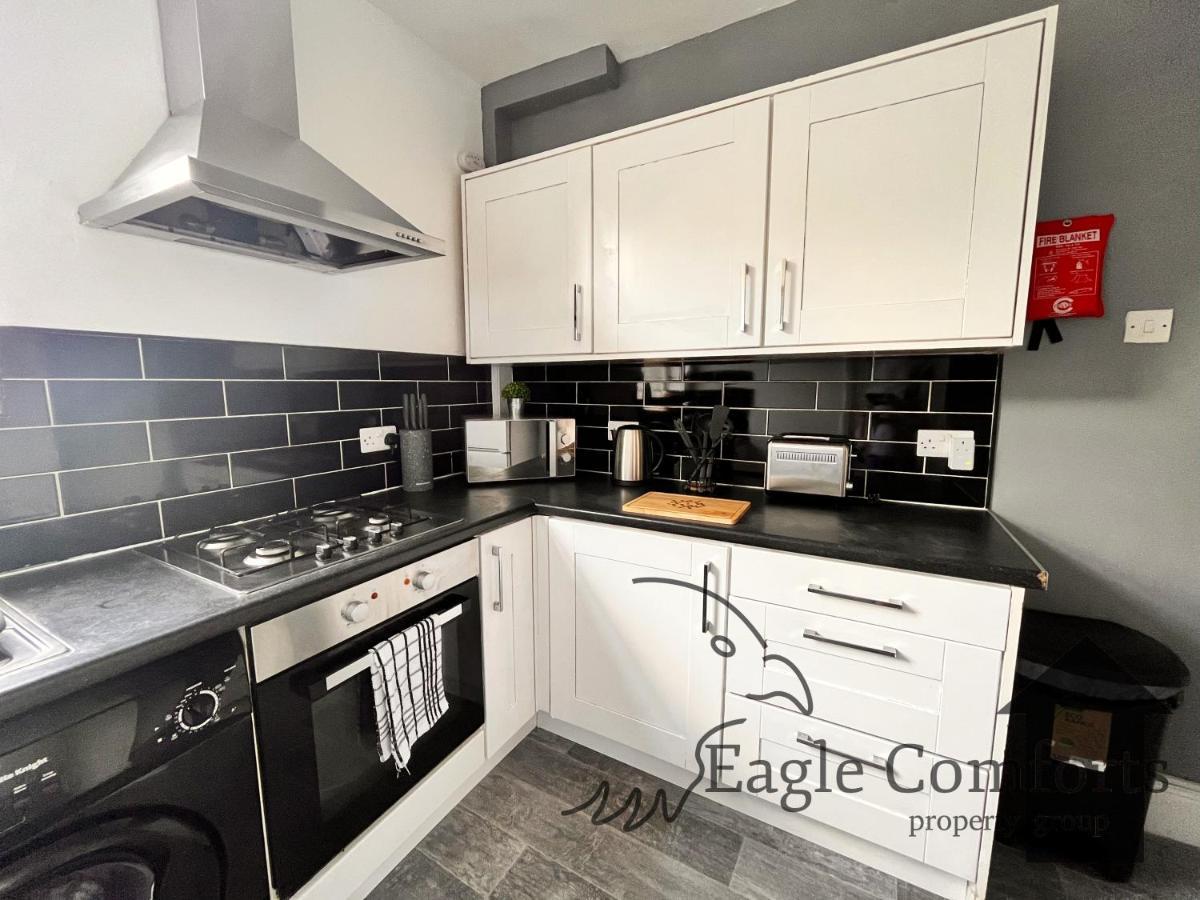 Scott House- 5 Bedrooms- Pool Table * Sheffield