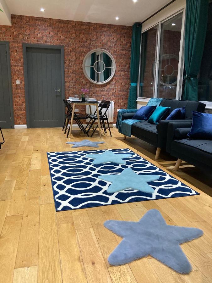 3bed 3bath Iv Pent-apartment Sheffield