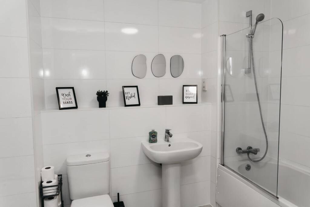 Apartment Stunning Modern Heart Of The City