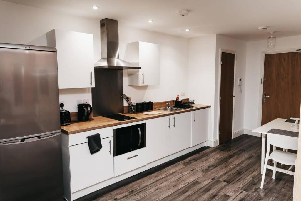 Apartment Stunning Modern Heart Of The City