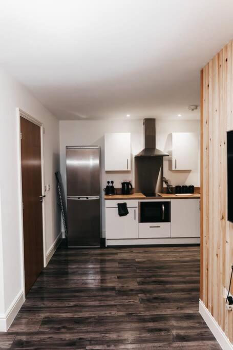 Stunning Modern Heart Of The City Apartment Sheffield