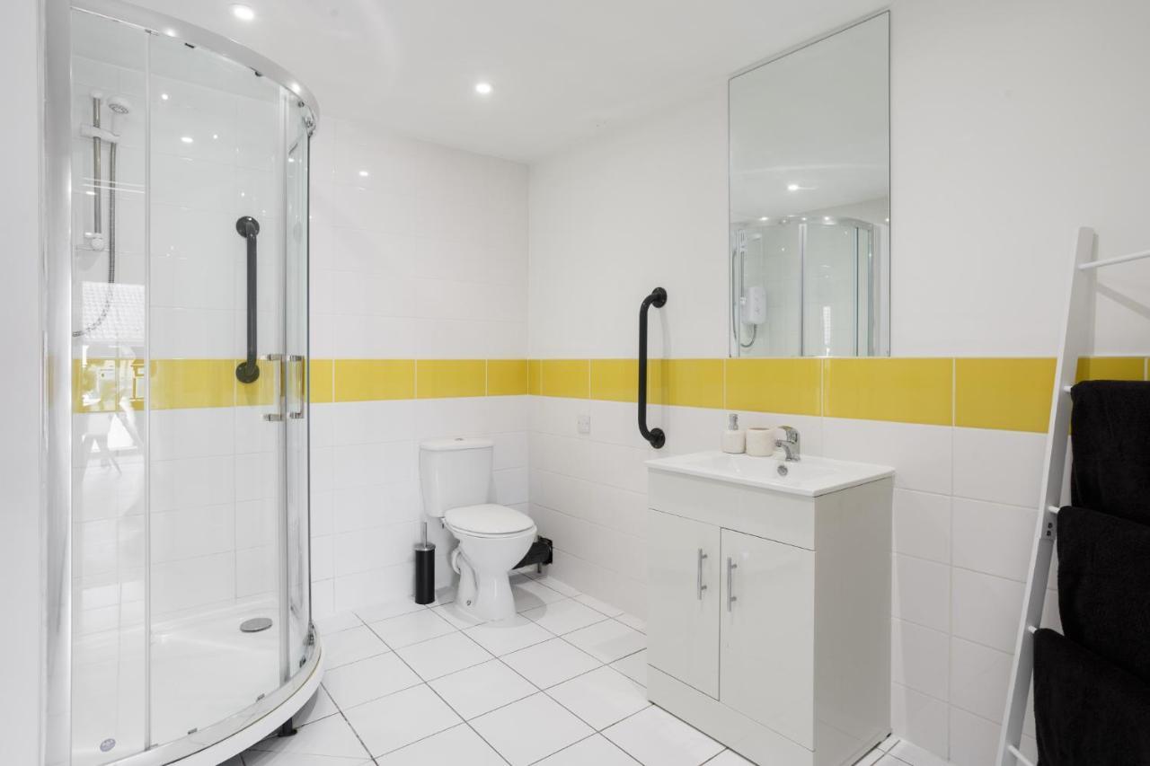 Brand New Large Apartment