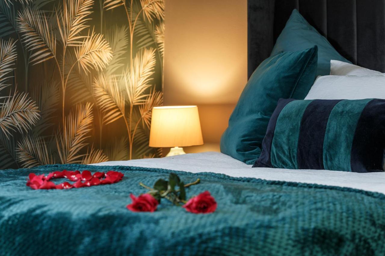 Apartamento Riverside With Jacuzzi!
