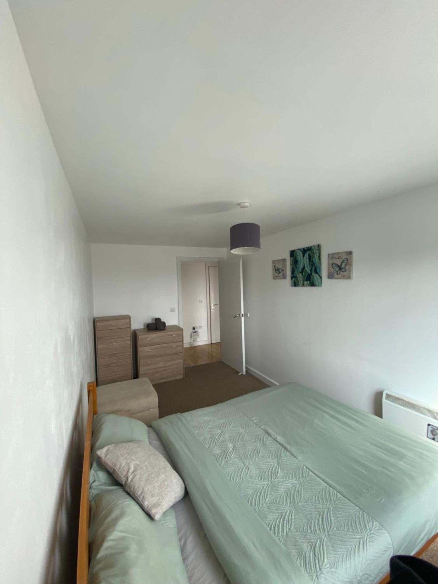 Eejs Beautiful 2 Bed - Centre