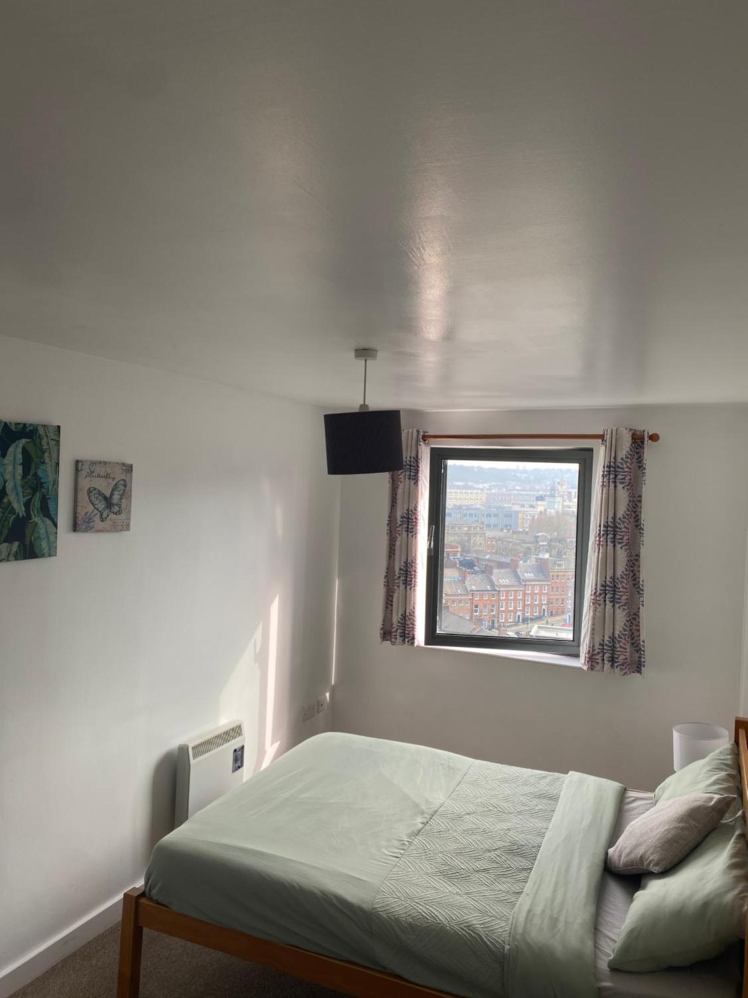 Eejs Beautiful 2 Bed - Centre