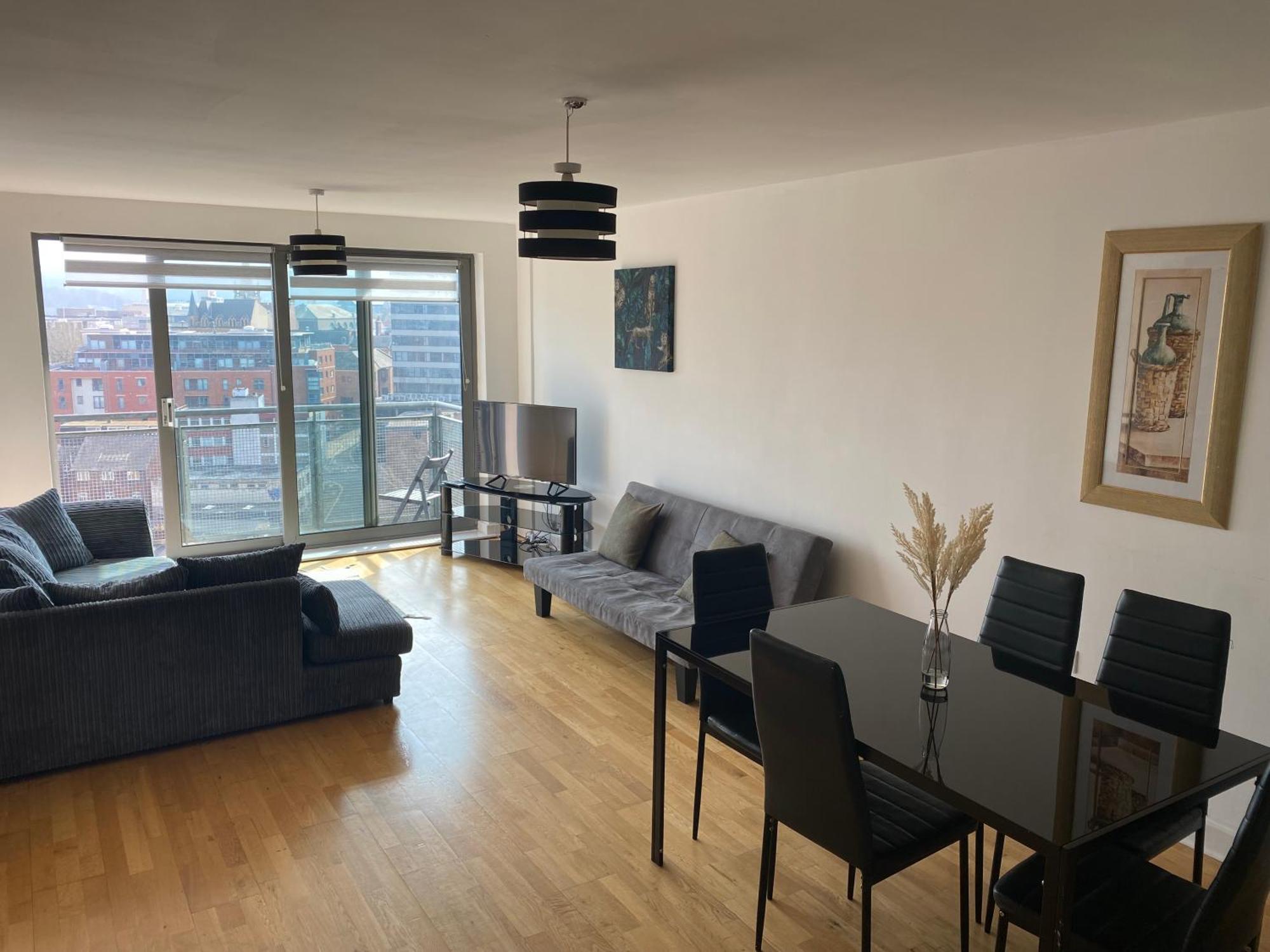 Eejs Beautiful 2 Bed - Centre Apartment *
