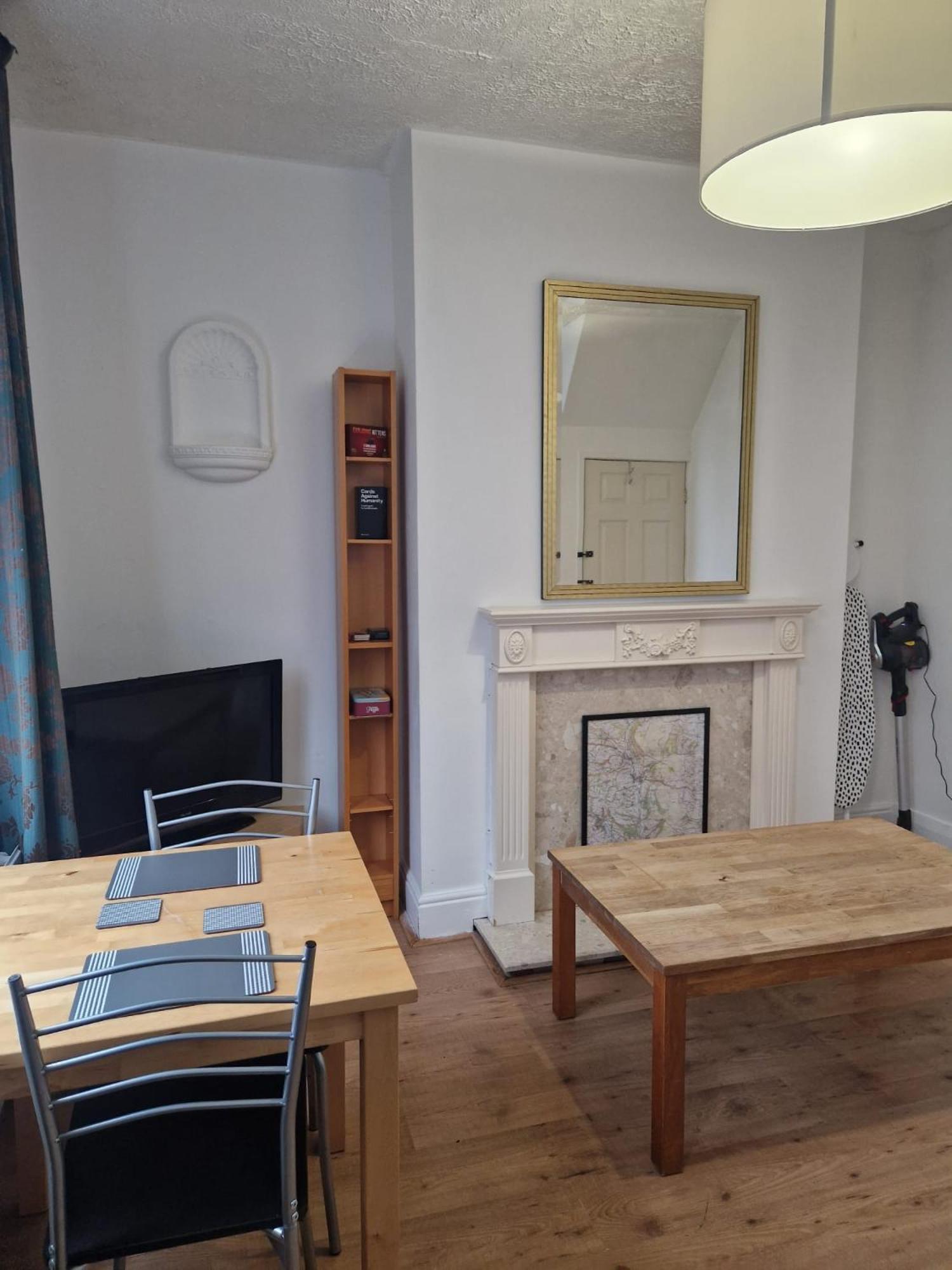 3: Homely Near Cc Apartment Sheffield