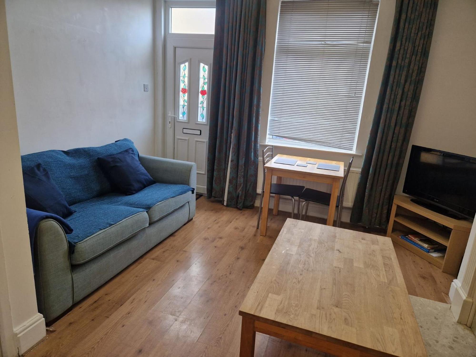 1: Cosy In A Prime Location Apartment