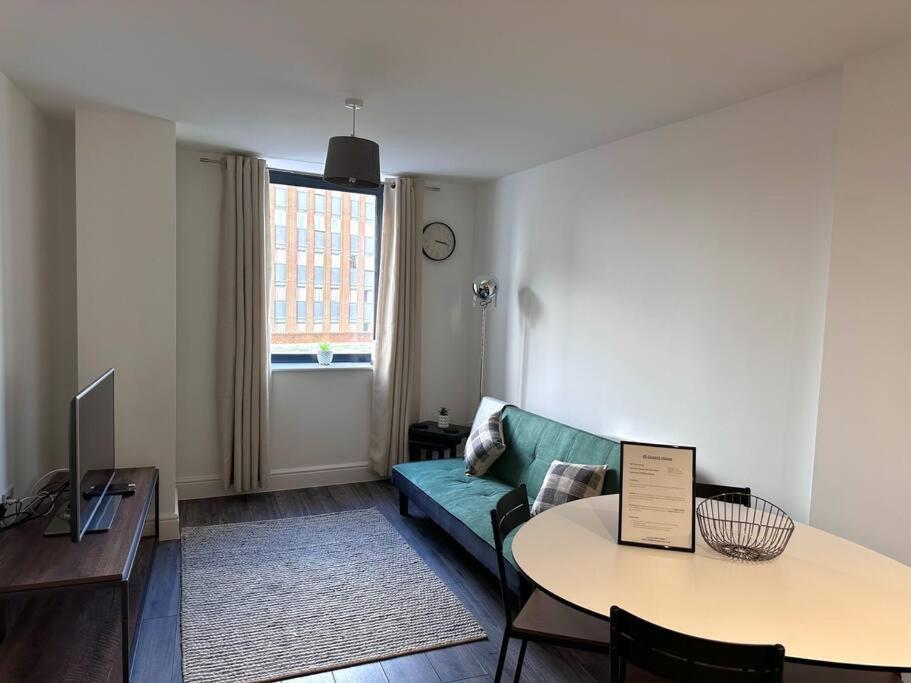 Apartamento Queens House City Centre *