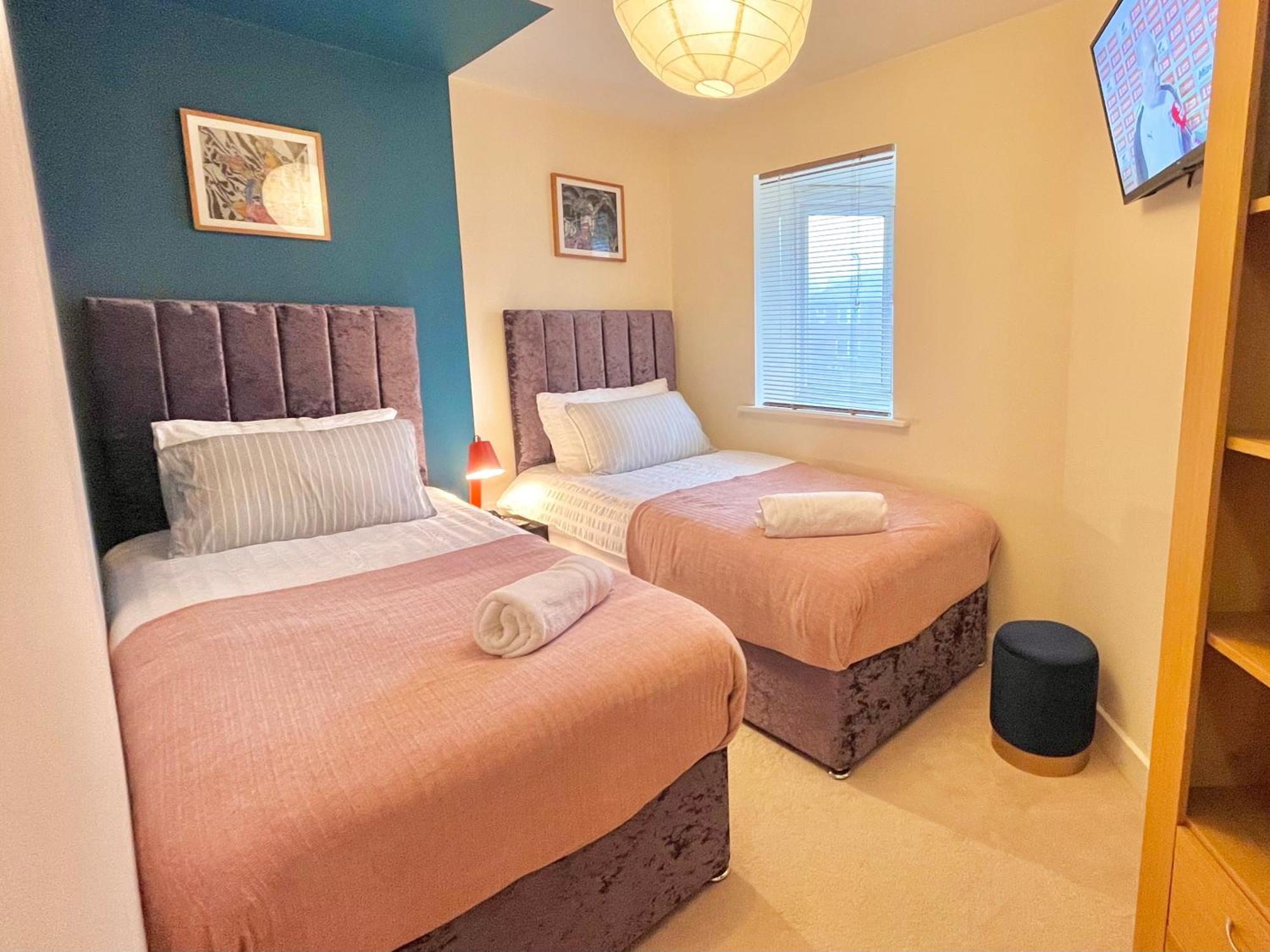 Casa de férias Payler House Sheffield-wifi -large Parking Space-cozy 4 Bedrooms Sheffield