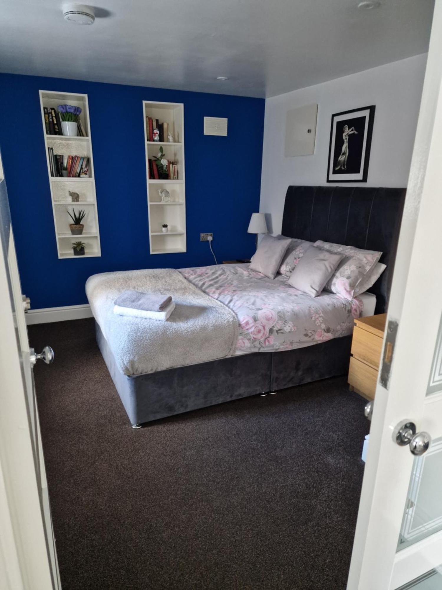 The Cosy Corner 2 Bedroom Flat * Sheffield