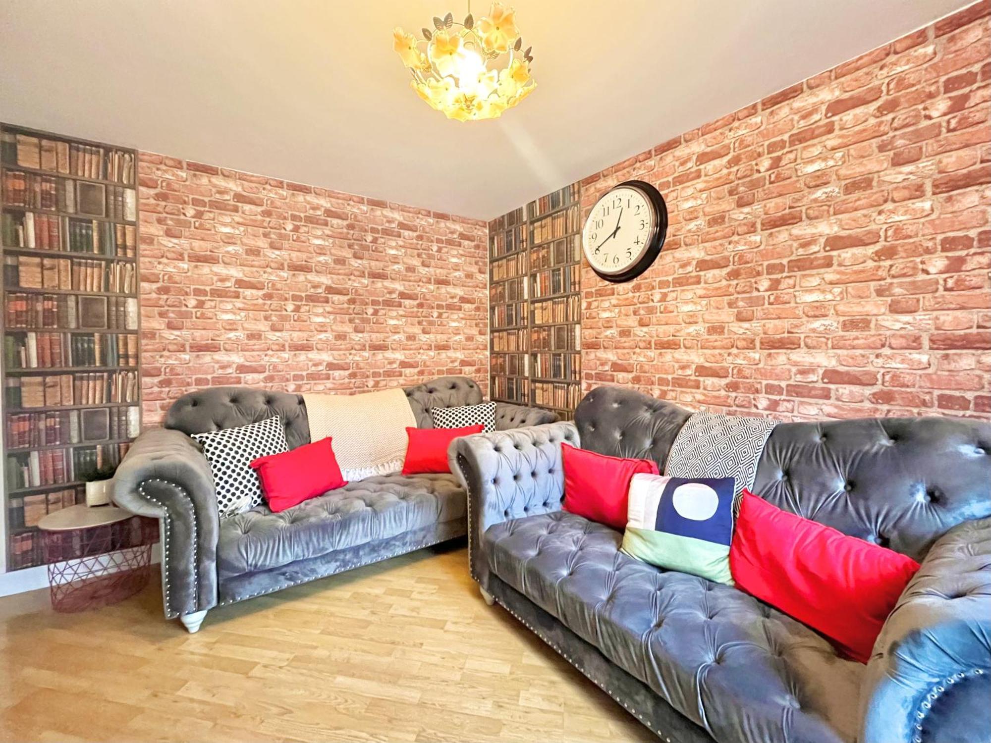 Casa de férias Payler House Sheffield-wifi -large Parking Space-cozy 4 Bedrooms *