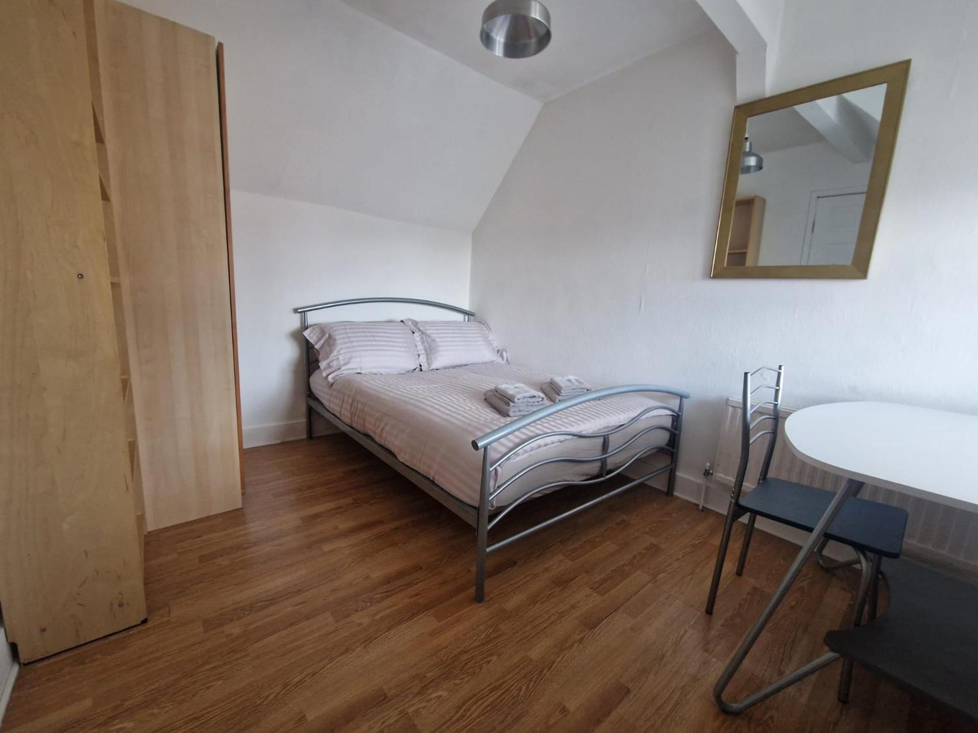 3: Homely Near Cc *