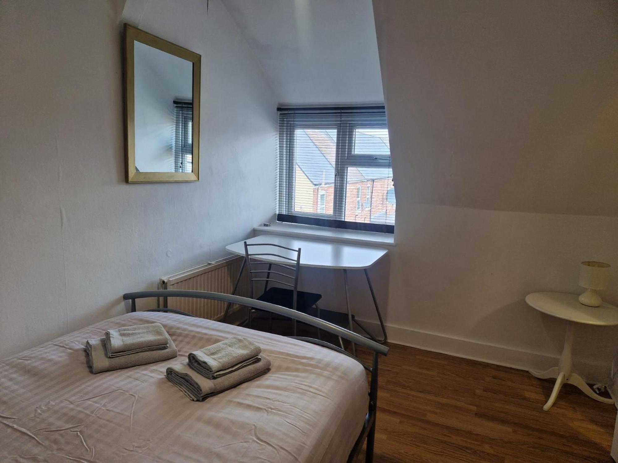 3: Homely Near Cc Apartment