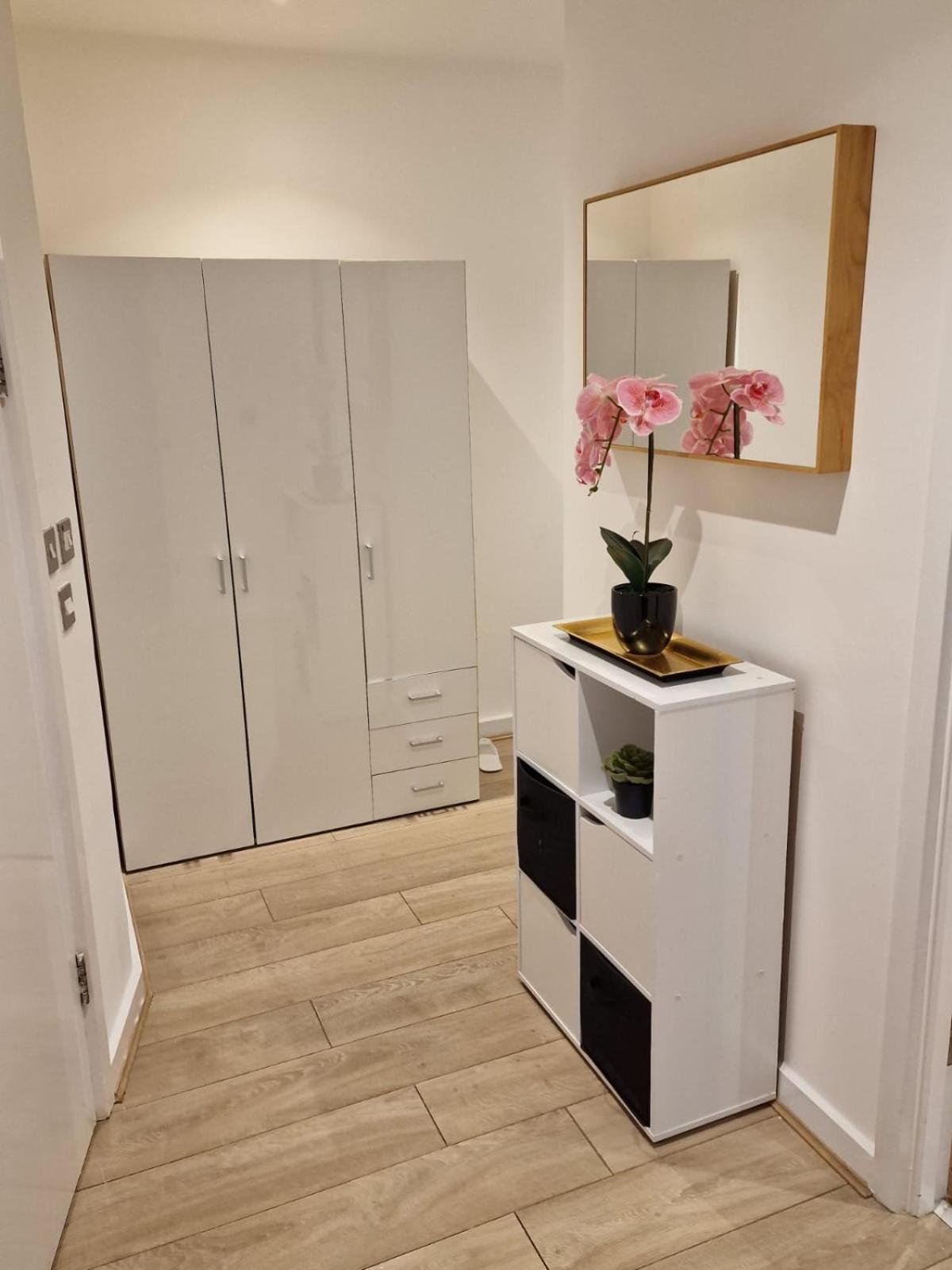 Luxury Modern Sheffield