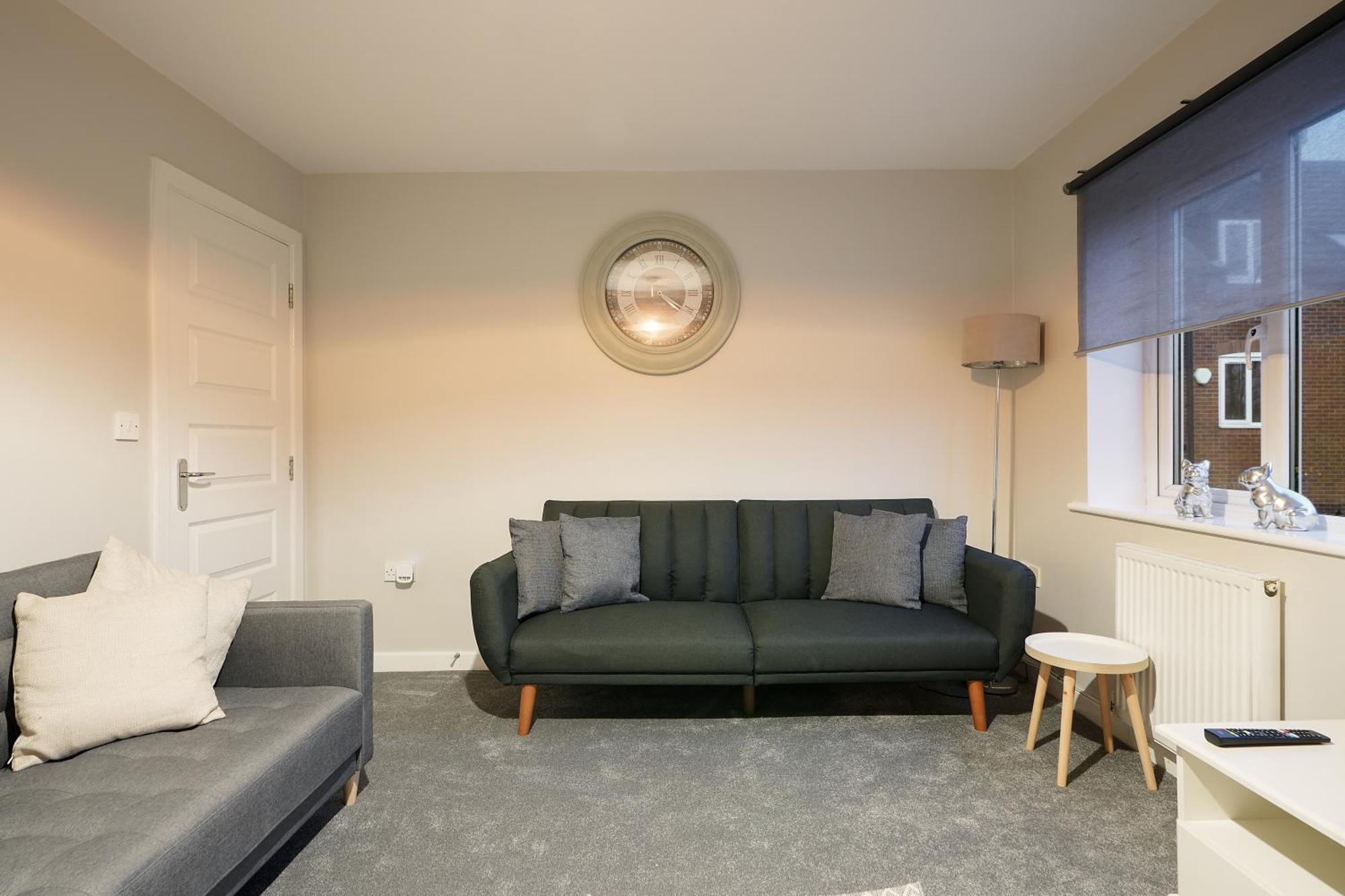 Holiday home Richmond House - 5 Bed House That Sleeps 10, Great For Workers & Groups, Netflix & Free Parking - Hosted By Host Save Sheffield