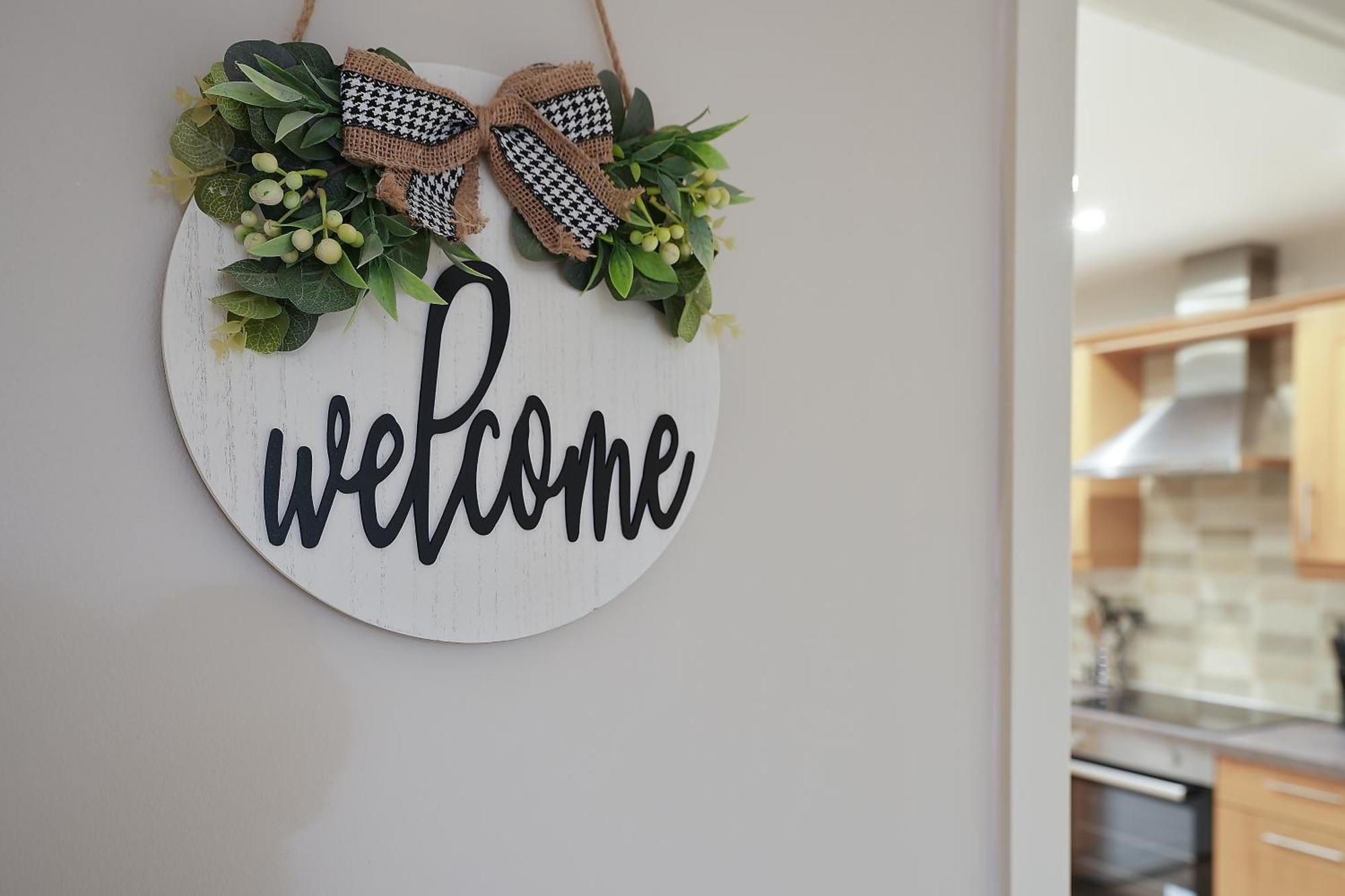 Richmond House - 5 Bed House That Sleeps 10, Great For Workers & Groups, Netflix & Free Parking - Hosted By Host Save *