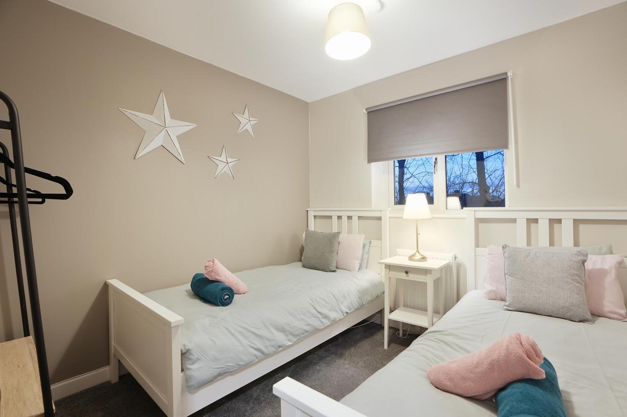 Holiday home Richmond House - 5 Bed House That Sleeps 10, Great For Workers & Groups, Netflix & Free Parking - Hosted By Host Save