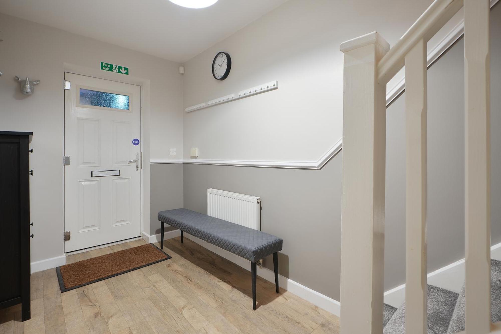 Holiday home Richmond House - 5 Bed House That Sleeps 10, Great For Workers & Groups, Netflix & Free Parking - Hosted By Host Save Sheffield