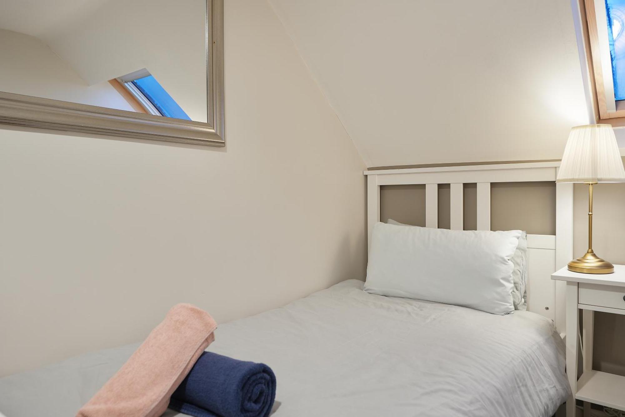 Richmond House - 5 Bed House That Sleeps 10, Great For Workers & Groups, Netflix & Free Parking - Hosted By Host Save Holiday home