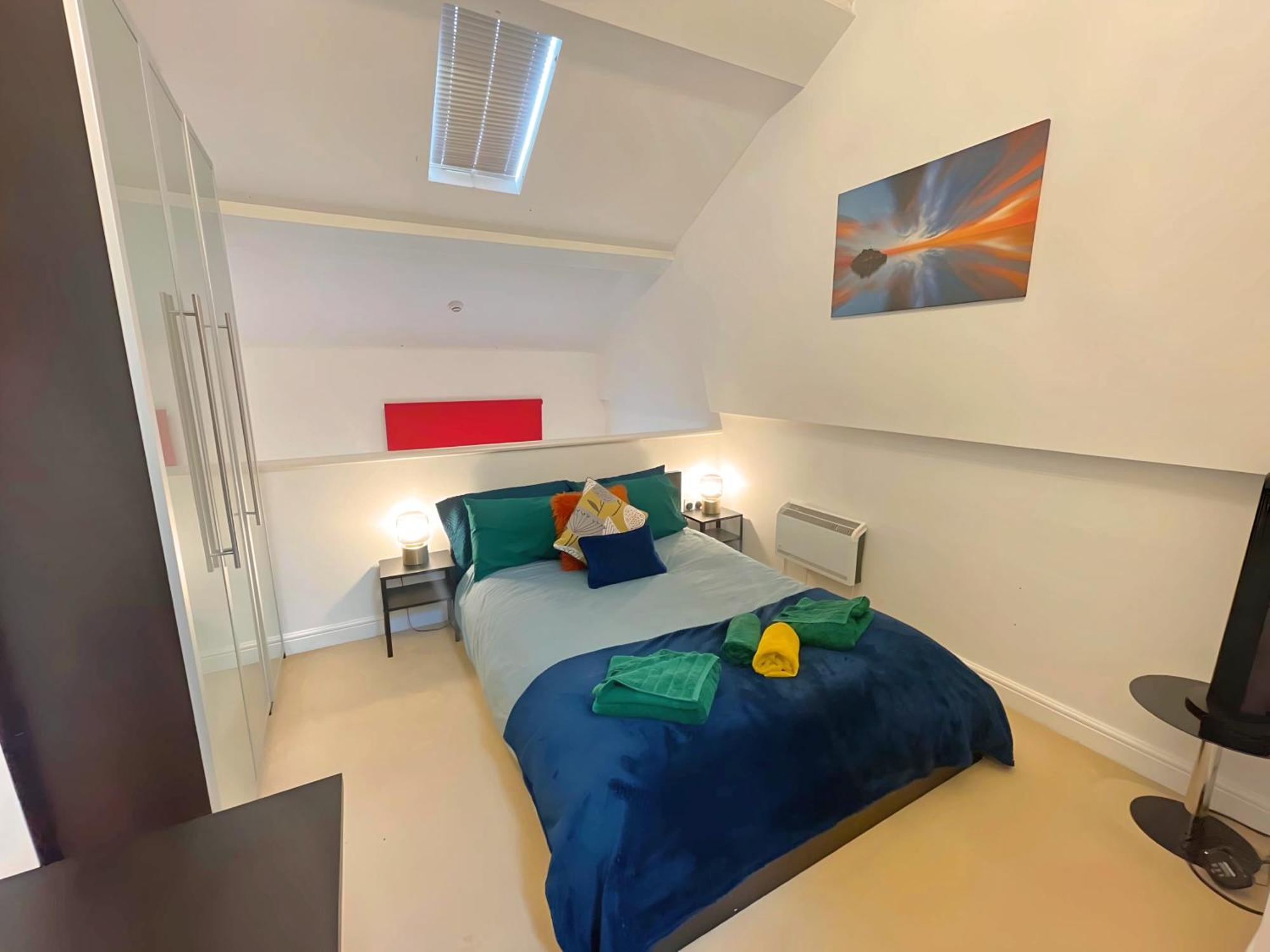 Apartment Vibrant Loft In Grade Ii Listed Georgian Building *