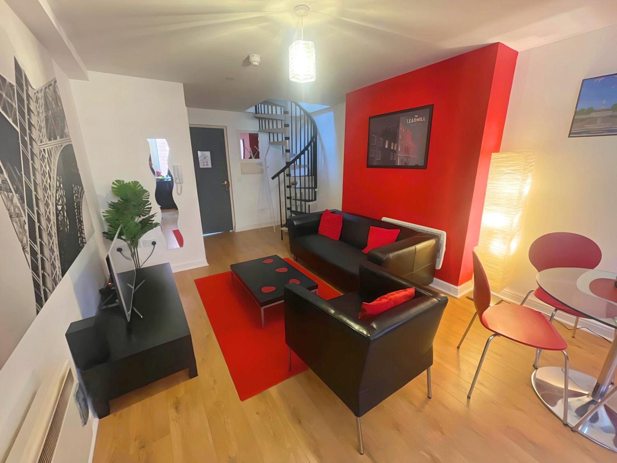 Vibrant Loft In Grade Ii Listed Georgian Building Sheffield