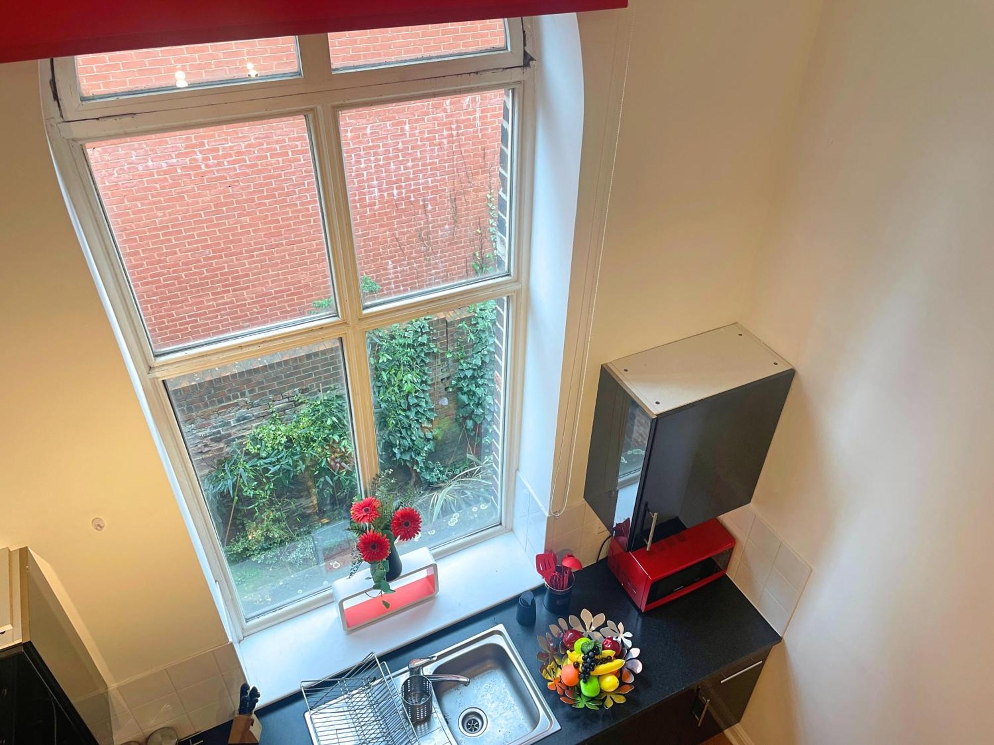 Apartment Vibrant Loft In Grade Ii Listed Georgian Building *